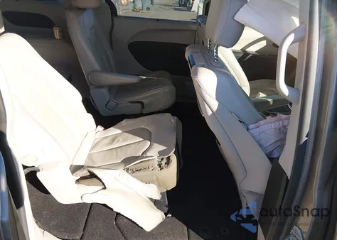 2018 Chrysler Pacifica Touring L Plus z USA, uszkodzony, nr VIN 2C4RC1EG2JR116785